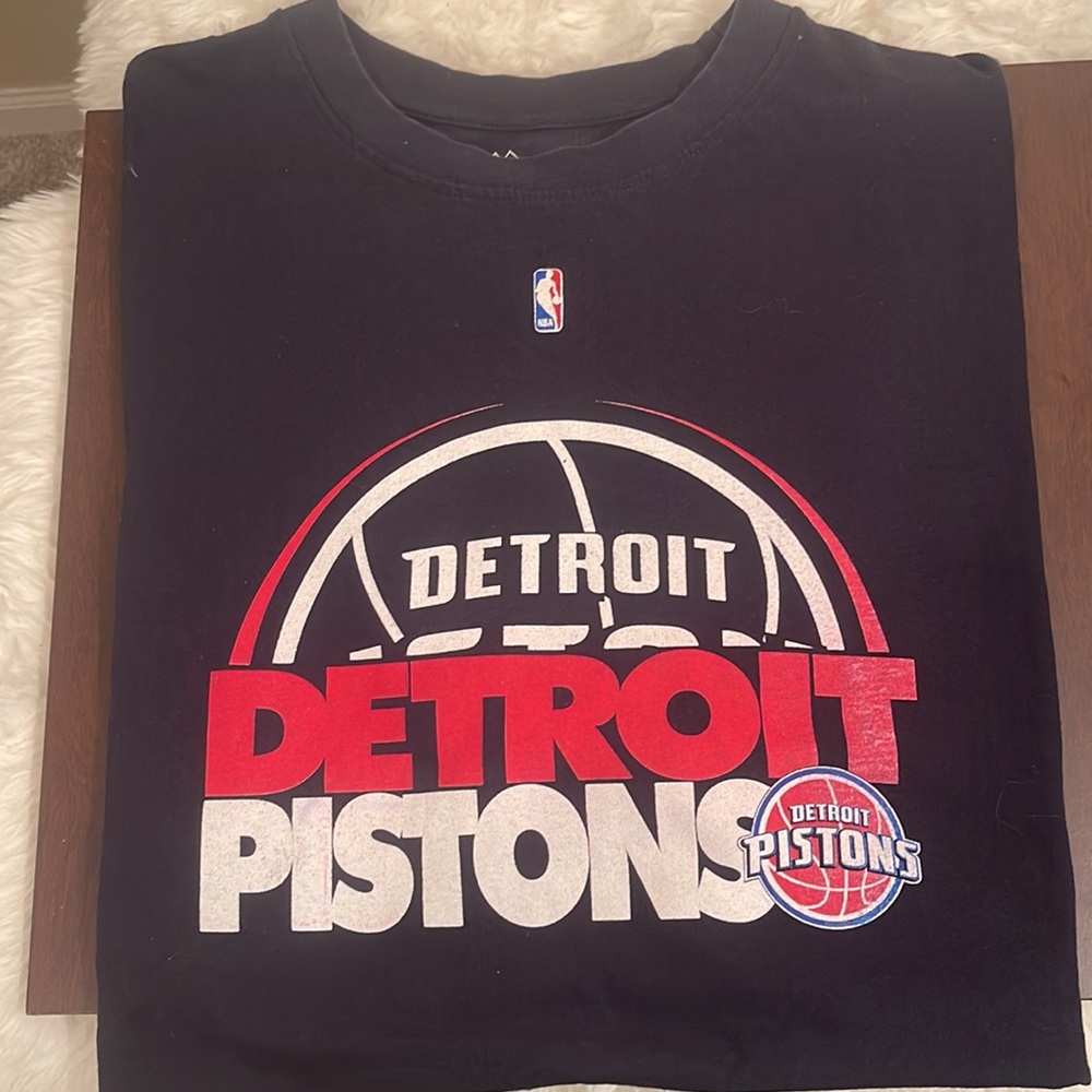 Men’s novelty tee
